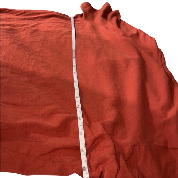 Burnt Orange Short Sleeve Tee with Soft‎ Knit Fabric - Picture 4 of 5